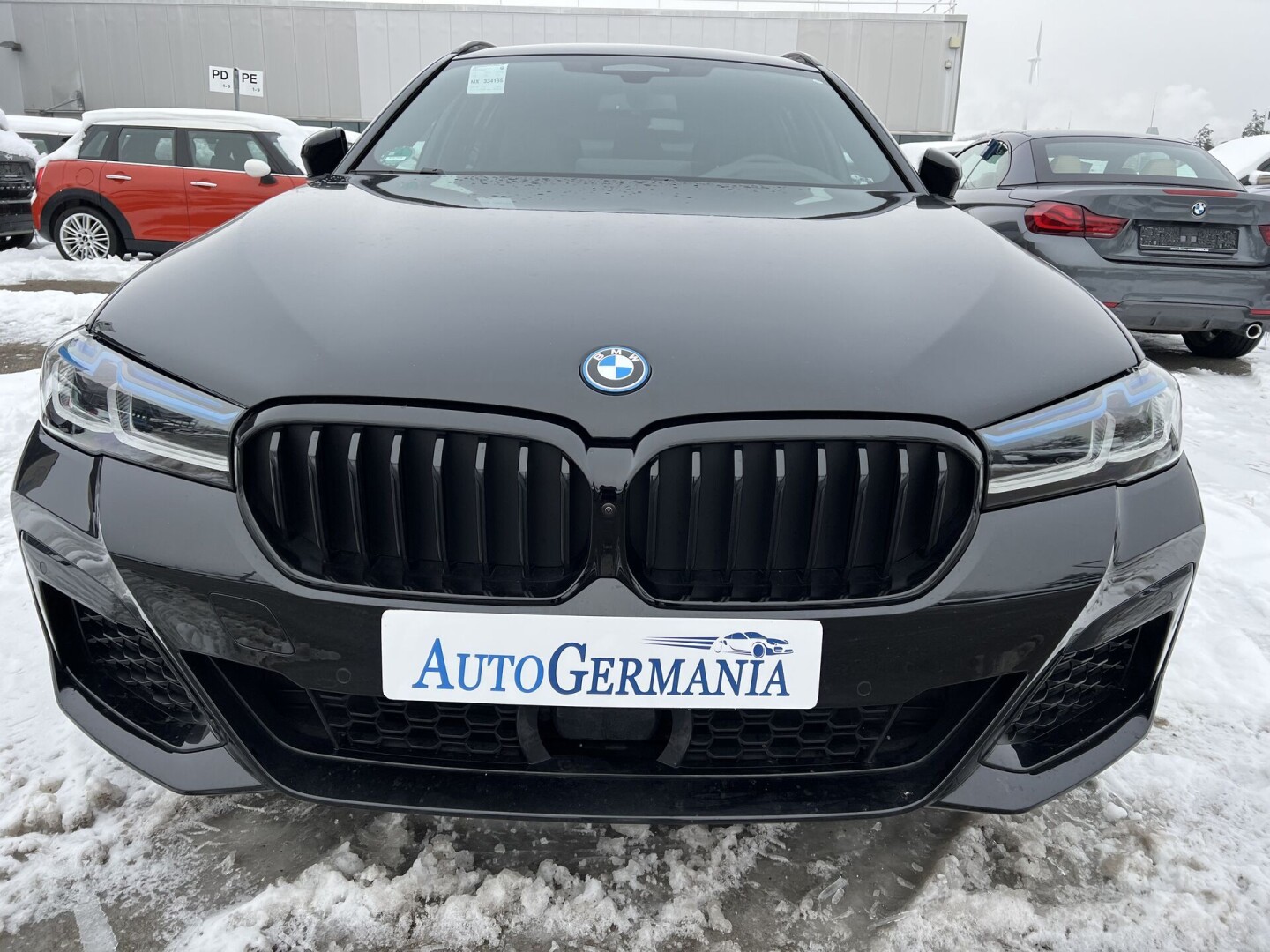 BMW 530d xDrive 286PS M-Paket Black Laser Touring З Німеччини (84526)