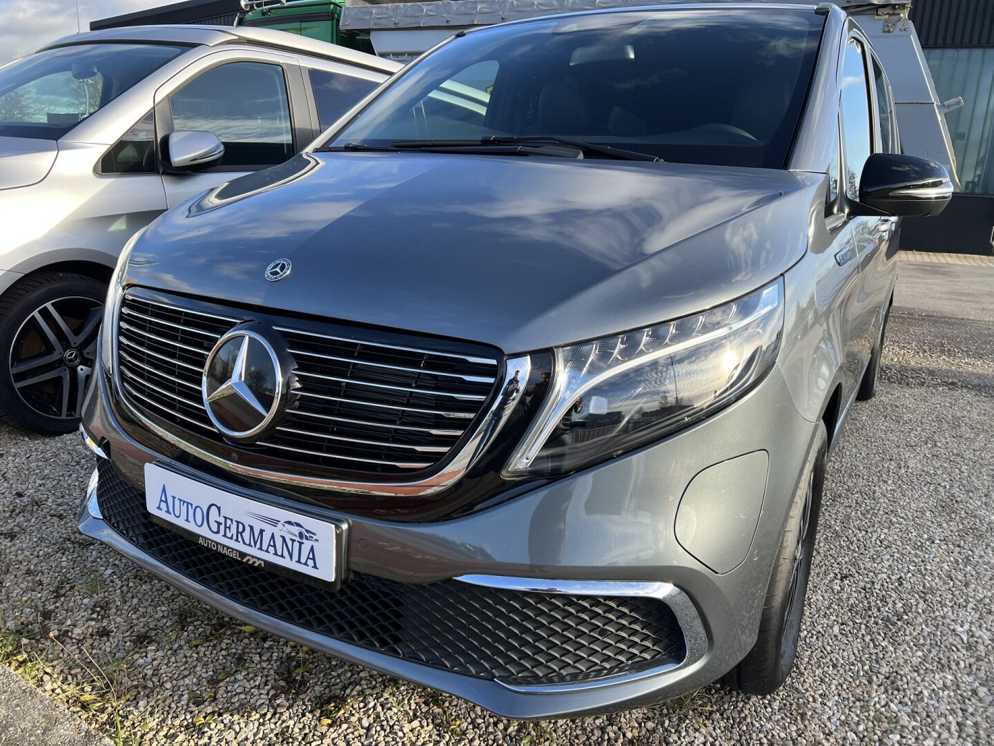 Mercedes-Benz EQV 300 Avantgarde 204PS Airmatic Long  З Німеччини (84588)