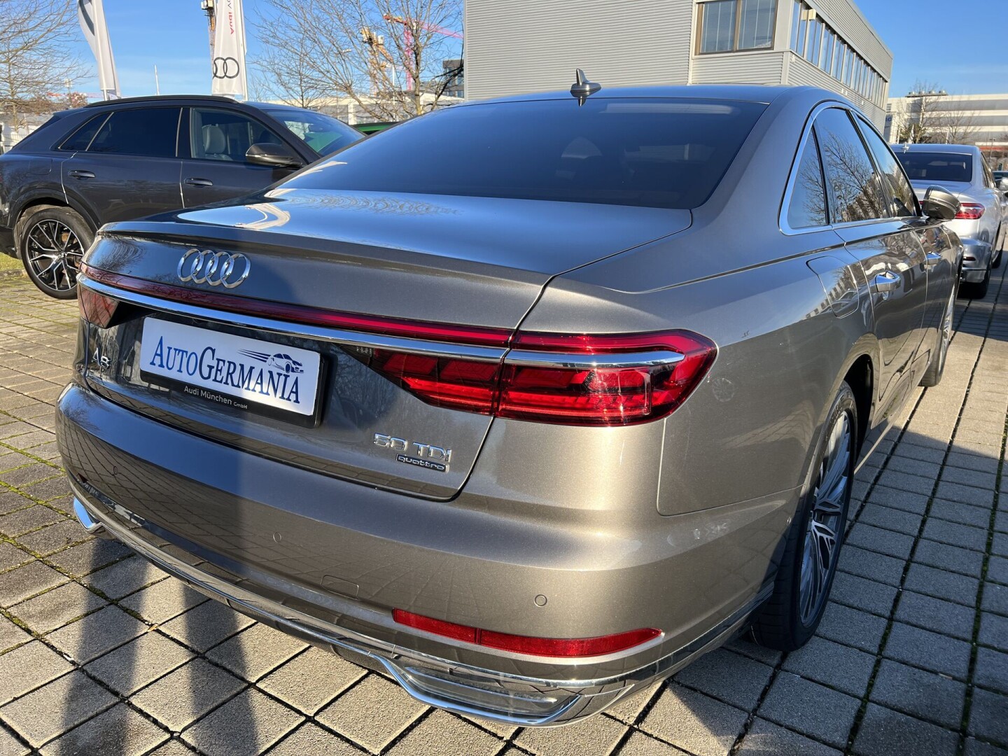 Audi A8 Quattro 50TDI 286PS HD-Matrix B&O З Німеччини (84935)