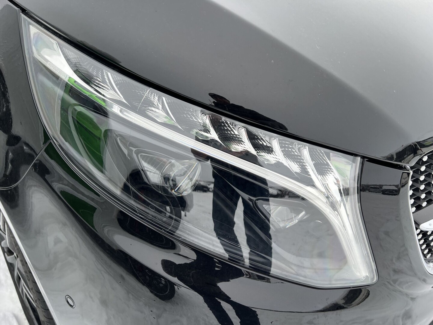 Mercedes-Benz V300d 4Matic AMG ExtraLong Avantgarde Edition 8-містний З Німеччини (84981)