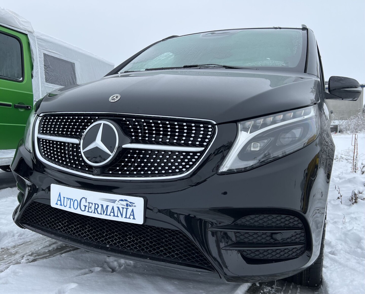 Mercedes-Benz V300d 4Matic AMG ExtraLong Avantgarde Edition 8-містний З Німеччини (84998)