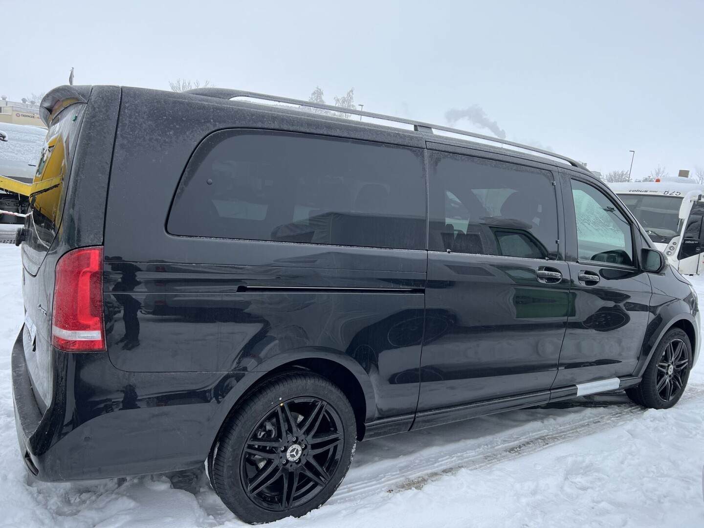 Mercedes-Benz V300d 4Matic AMG ExtraLong Avantgarde Edition 8-містний З Німеччини (84992)