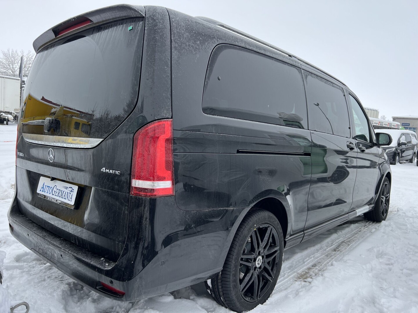 Mercedes-Benz V300d 4Matic AMG ExtraLong Avantgarde Edition 8-містний З Німеччини (84993)