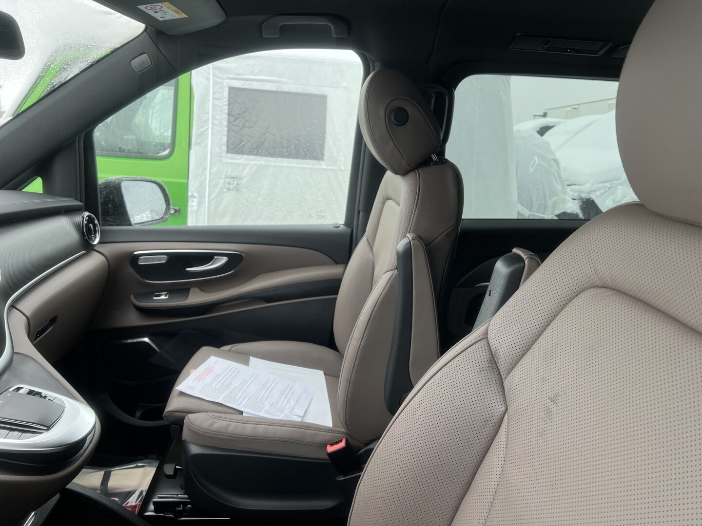 Mercedes-Benz V300d 4Matic AMG ExtraLong Avantgarde Edition 8-містний З Німеччини (84964)