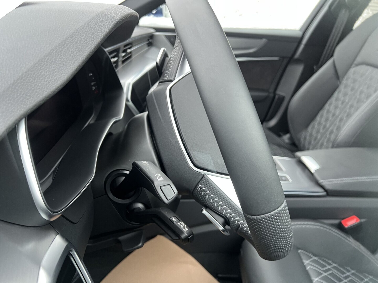 Audi A6 55TFSI 340PS Quattro S-Line Exclusive  З Німеччини (85011)