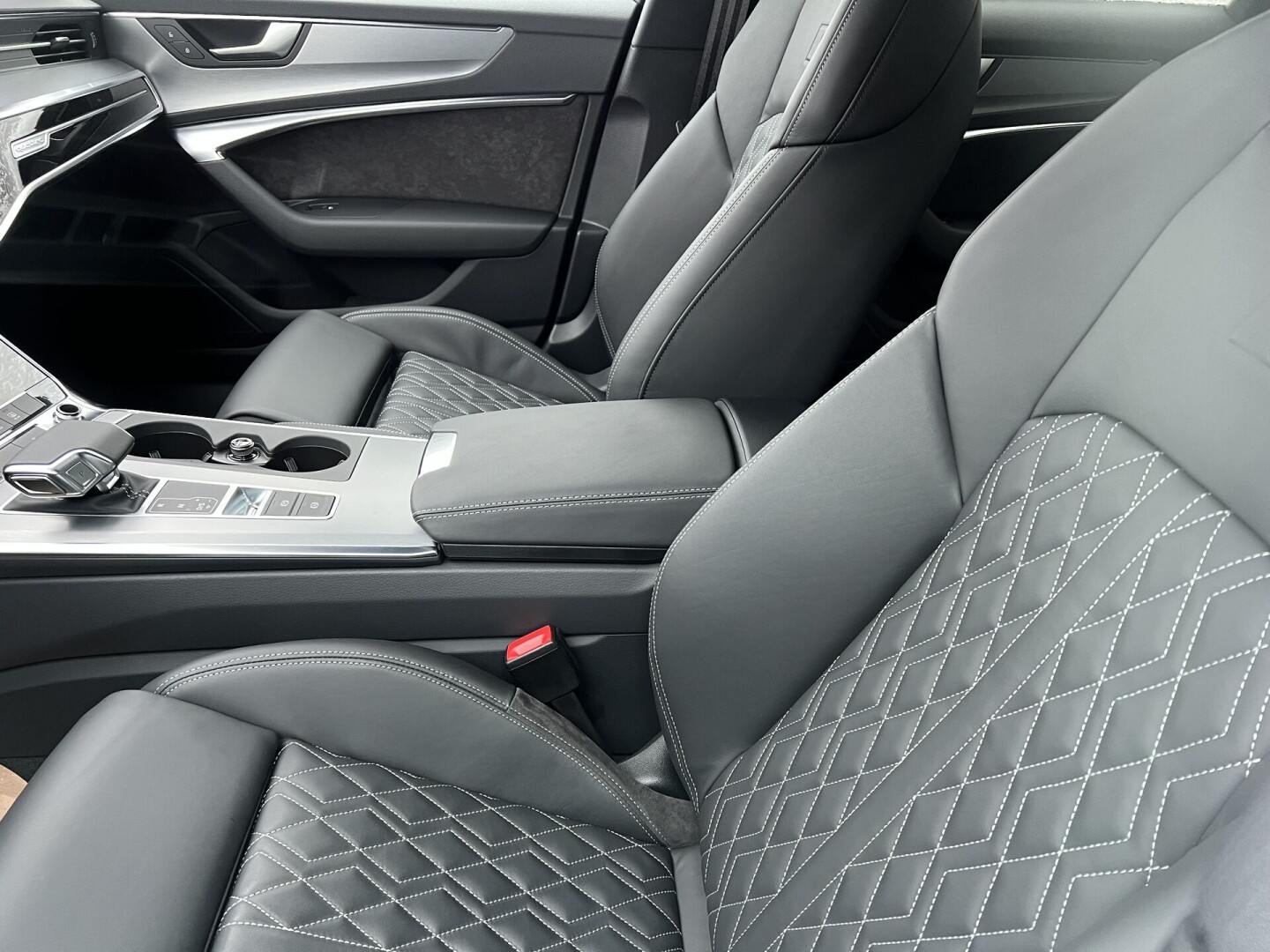 Audi A6 55TFSI 340PS Quattro S-Line Exclusive  З Німеччини (85009)