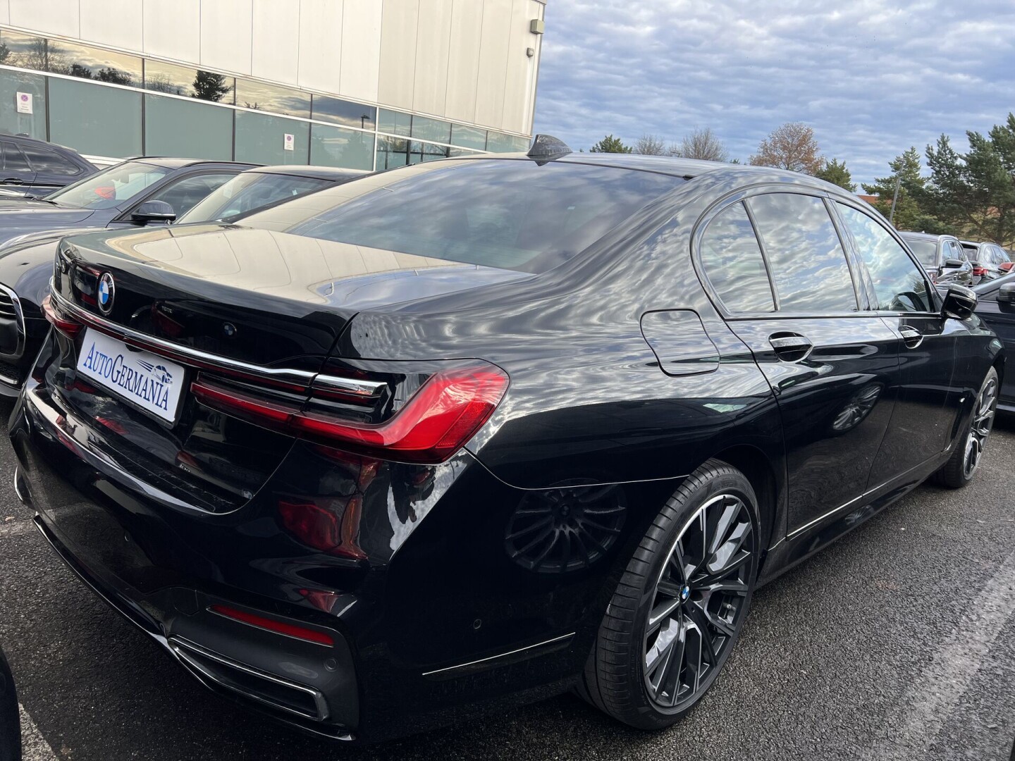 BMW 730d xDrive 286PS M-Paket LED З Німеччини (85170)