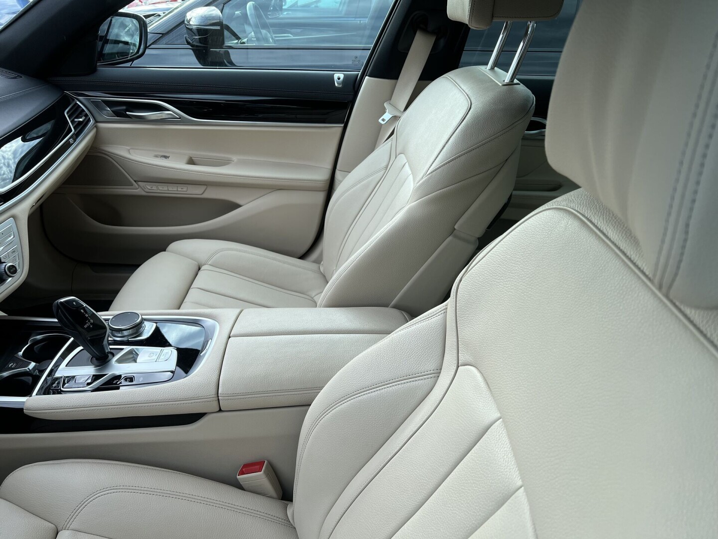 BMW 730d xDrive 286PS M-Paket LED З Німеччини (85151)