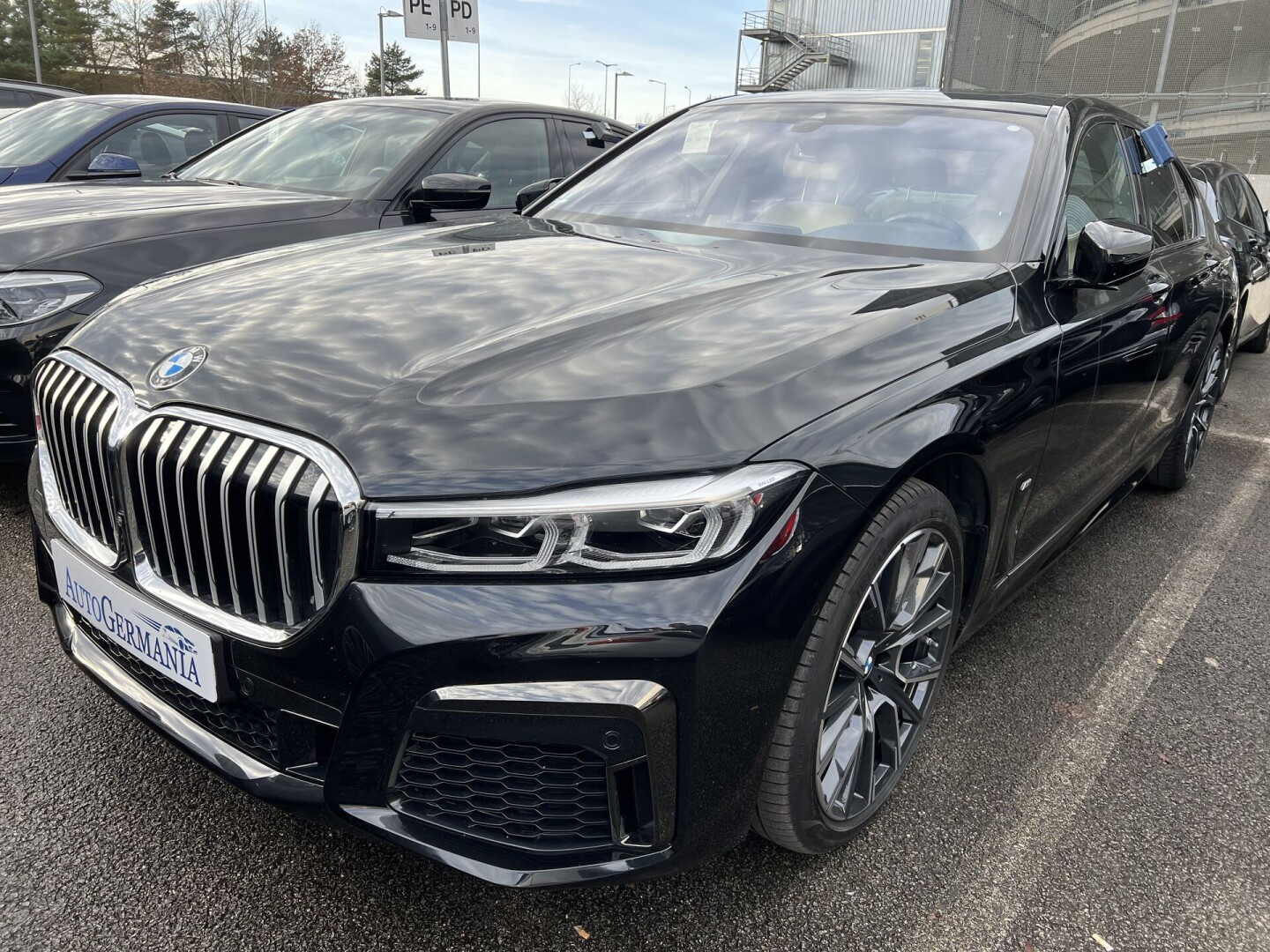 BMW 730d xDrive 286PS M-Paket LED З Німеччини (85179)