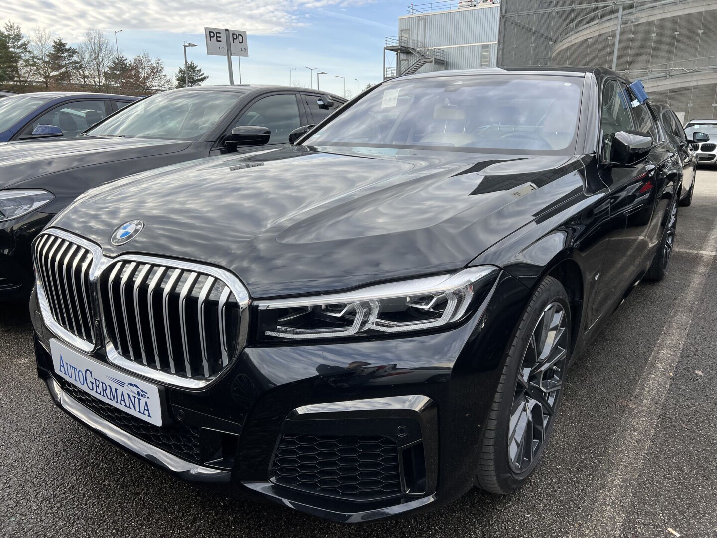 BMW 730d xDrive 286PS M-Paket LED З Німеччини (85176)