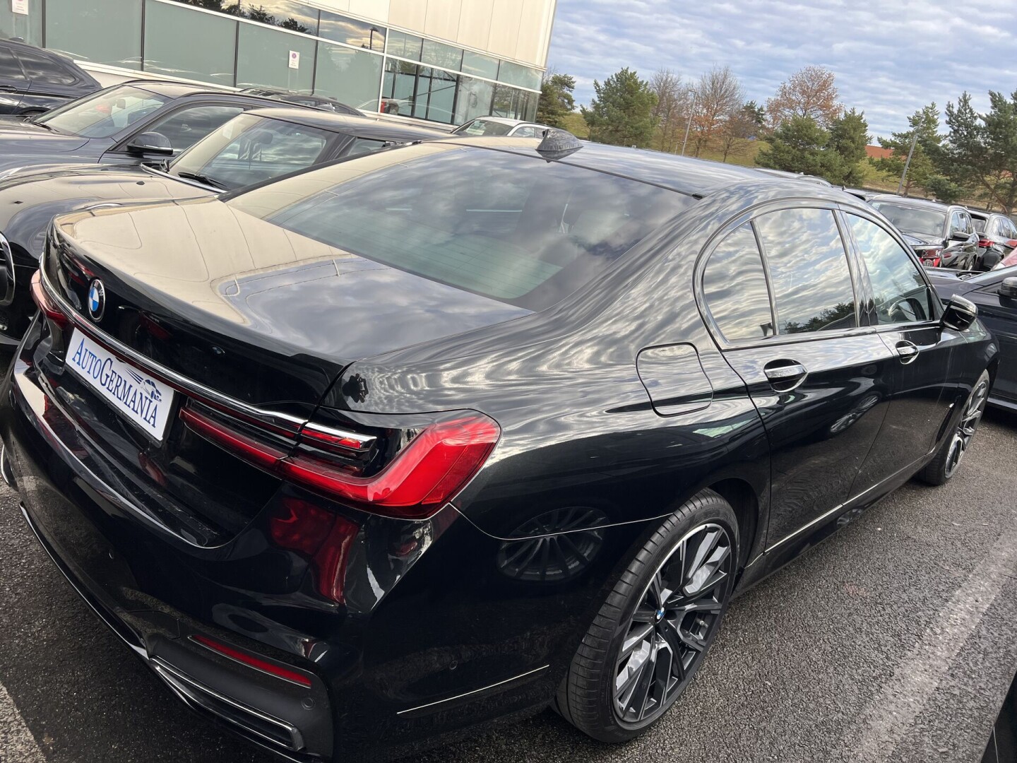 BMW 730d xDrive 286PS M-Paket LED З Німеччини (85169)