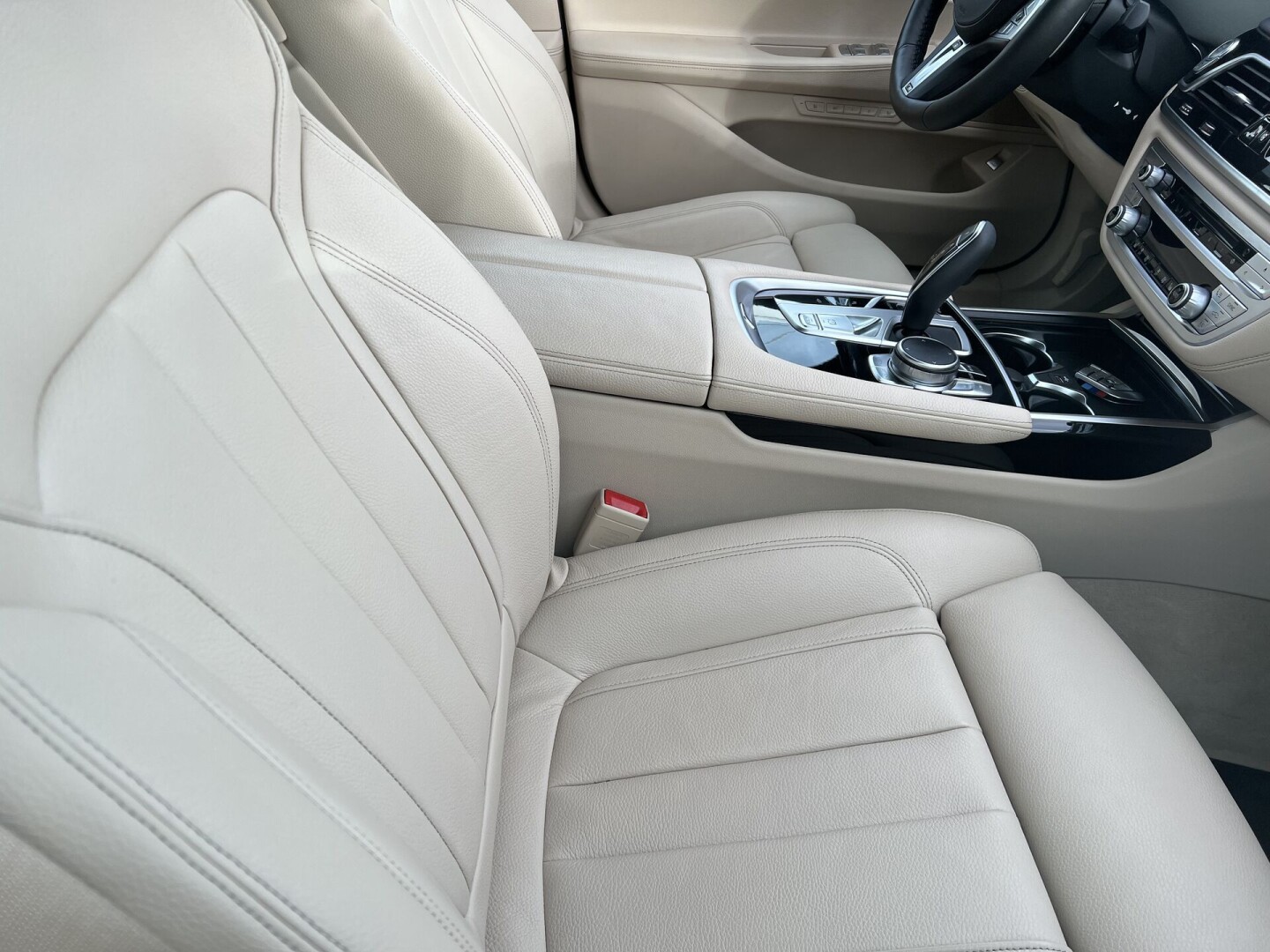 BMW 730d xDrive 286PS M-Paket LED З Німеччини (85159)