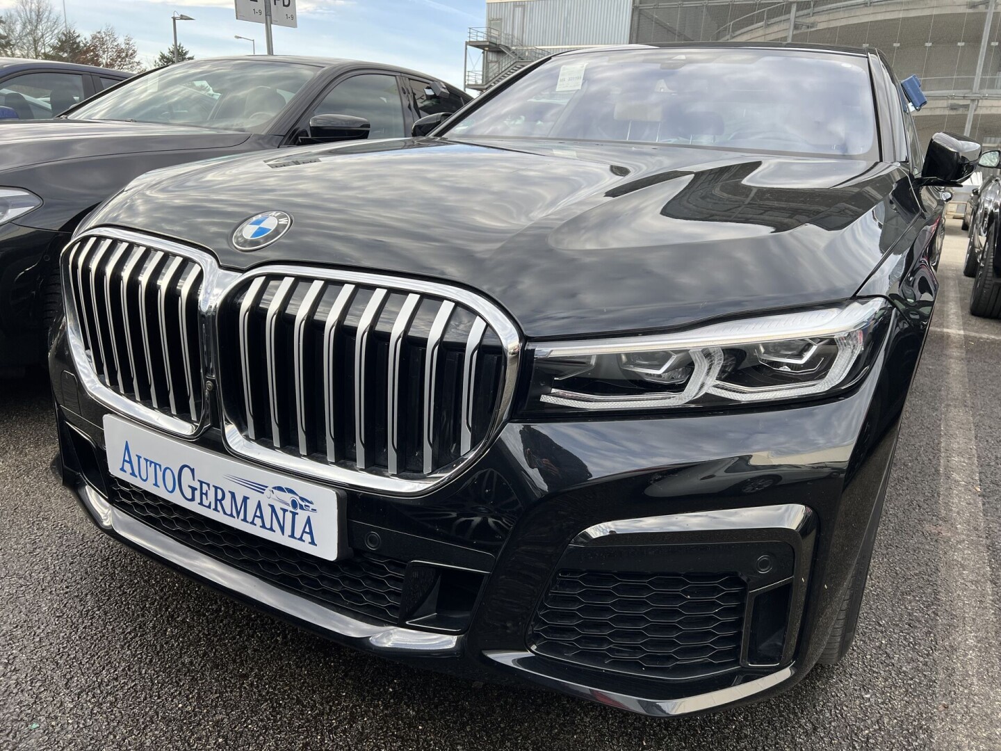 BMW 730d xDrive 286PS M-Paket LED З Німеччини (85175)