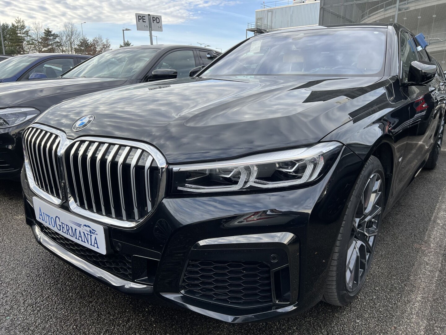 BMW 730d xDrive 286PS M-Paket LED З Німеччини (85178)