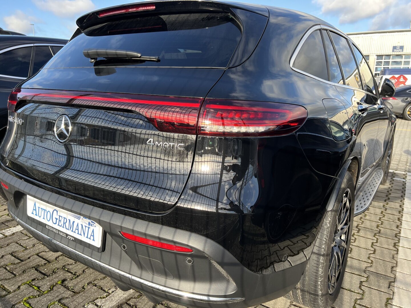 Mercedes-Benz EQC 400 AMG 4Matic 408PS 80kWh З Німеччини (85202)