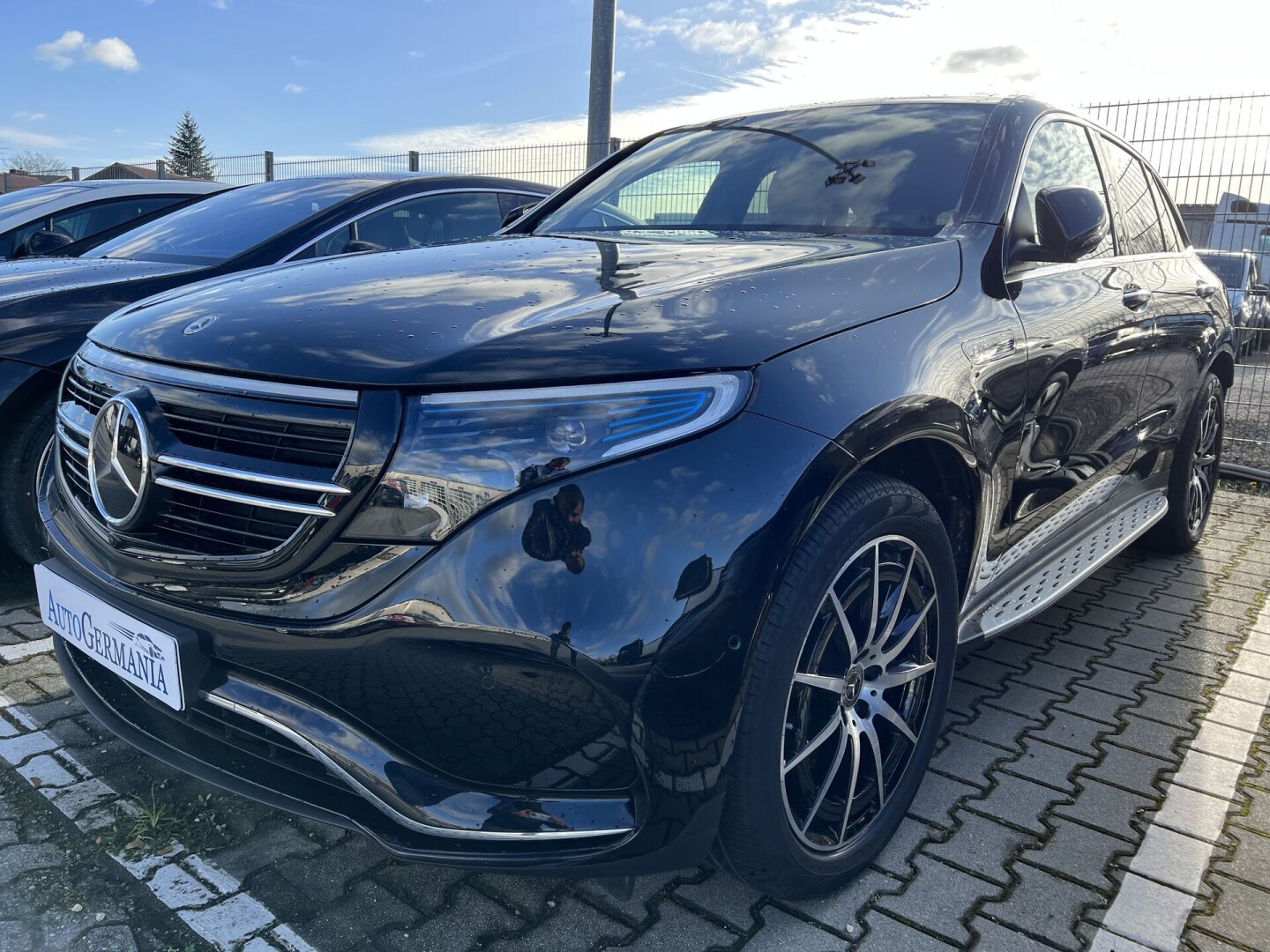 Mercedes-Benz EQC 400 AMG 4Matic 408PS 80kWh З Німеччини (85207)