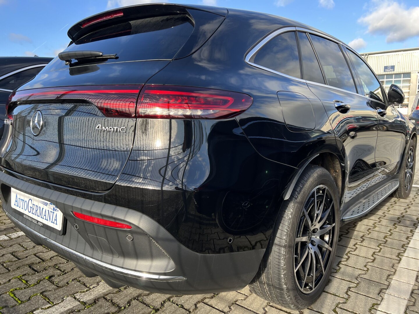 Mercedes-Benz EQC 400 AMG 4Matic 408PS 80kWh З Німеччини (85201)