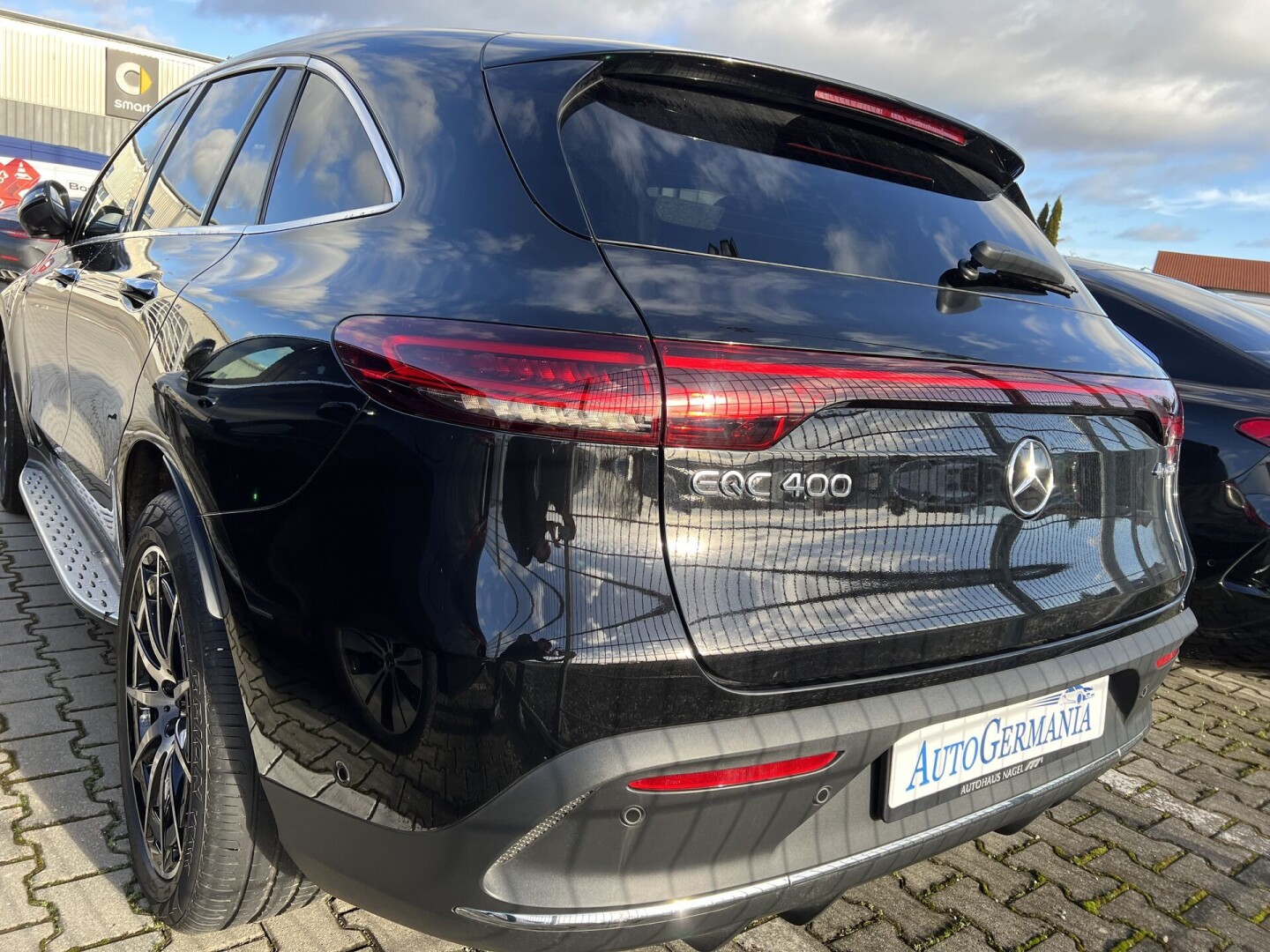 Mercedes-Benz EQC 400 AMG 4Matic 408PS 80kWh З Німеччини (85203)