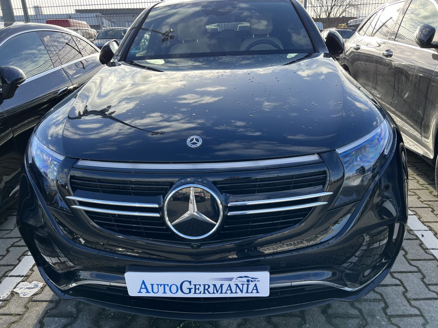 Mercedes-Benz EQC 400 AMG 4Matic 408PS 80kWh З Німеччини (85212)
