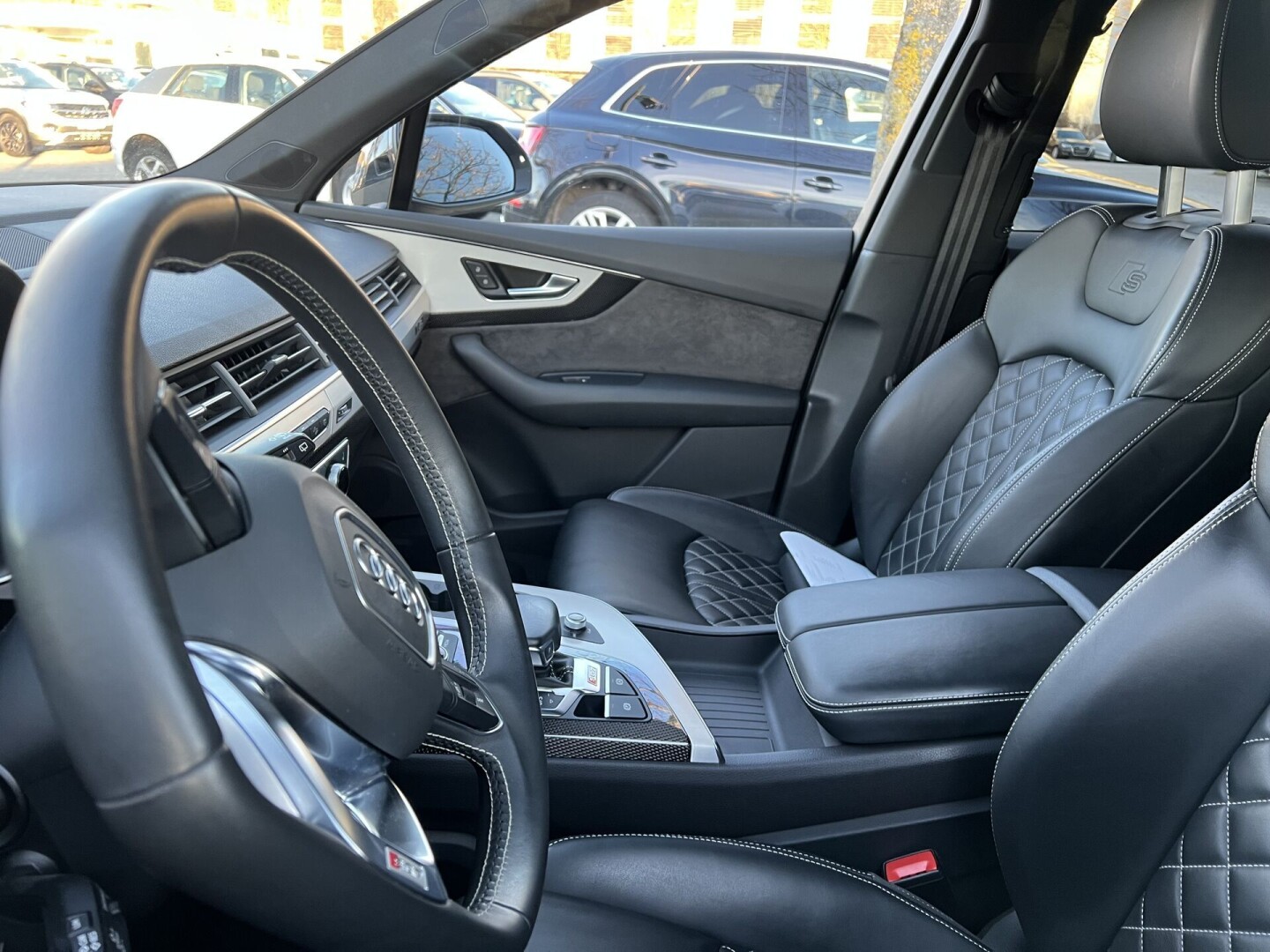 Audi SQ7 4.0TDI Quattro 435PS Black-Paket Carbon Matrix З Німеччини (85220)