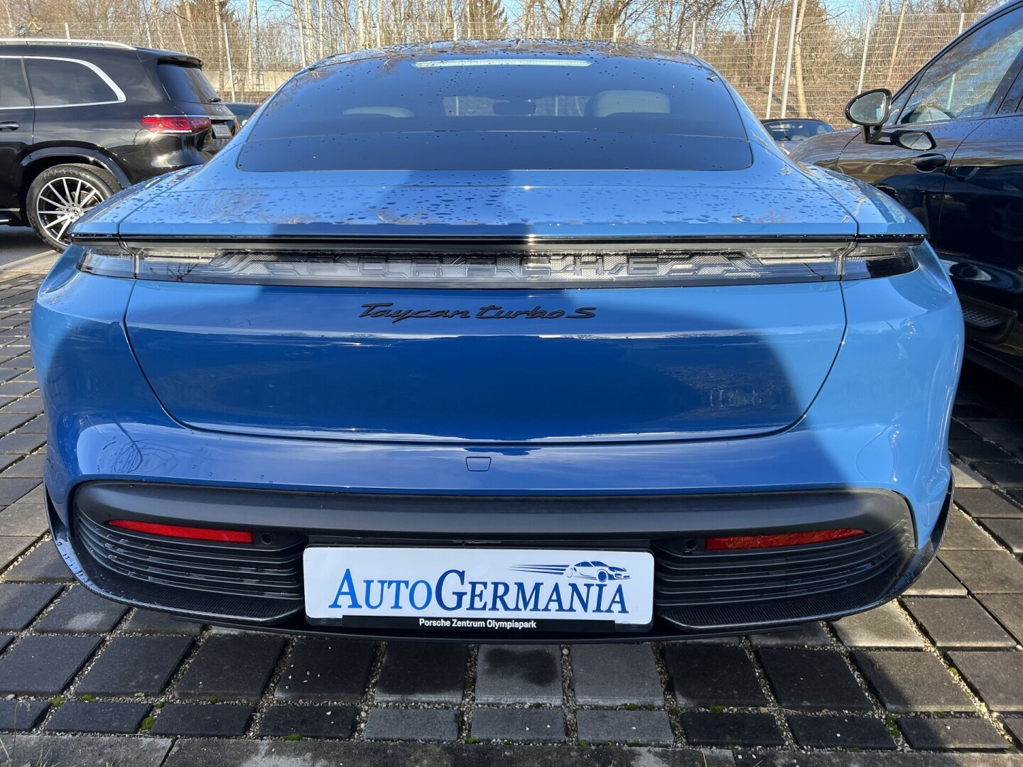 Porsche Taycan Turbo S 761PS 93,4kWh 412km З Німеччини (85321)
