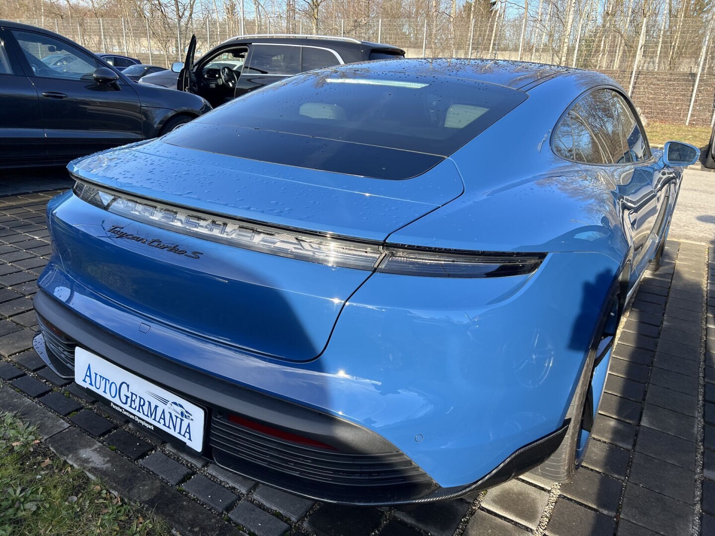 Porsche Taycan Turbo S 761PS 93,4kWh 412km З Німеччини (85317)