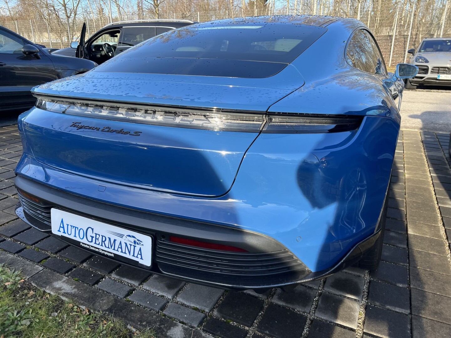 Porsche Taycan Turbo S 761PS 93,4kWh 412km З Німеччини (85319)