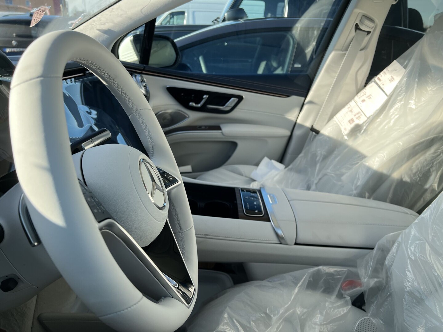 Mercedes-Benz EQS 450+ SUV Hyperscreen Black 360PS 108kWh 575km З Німеччини (85341)
