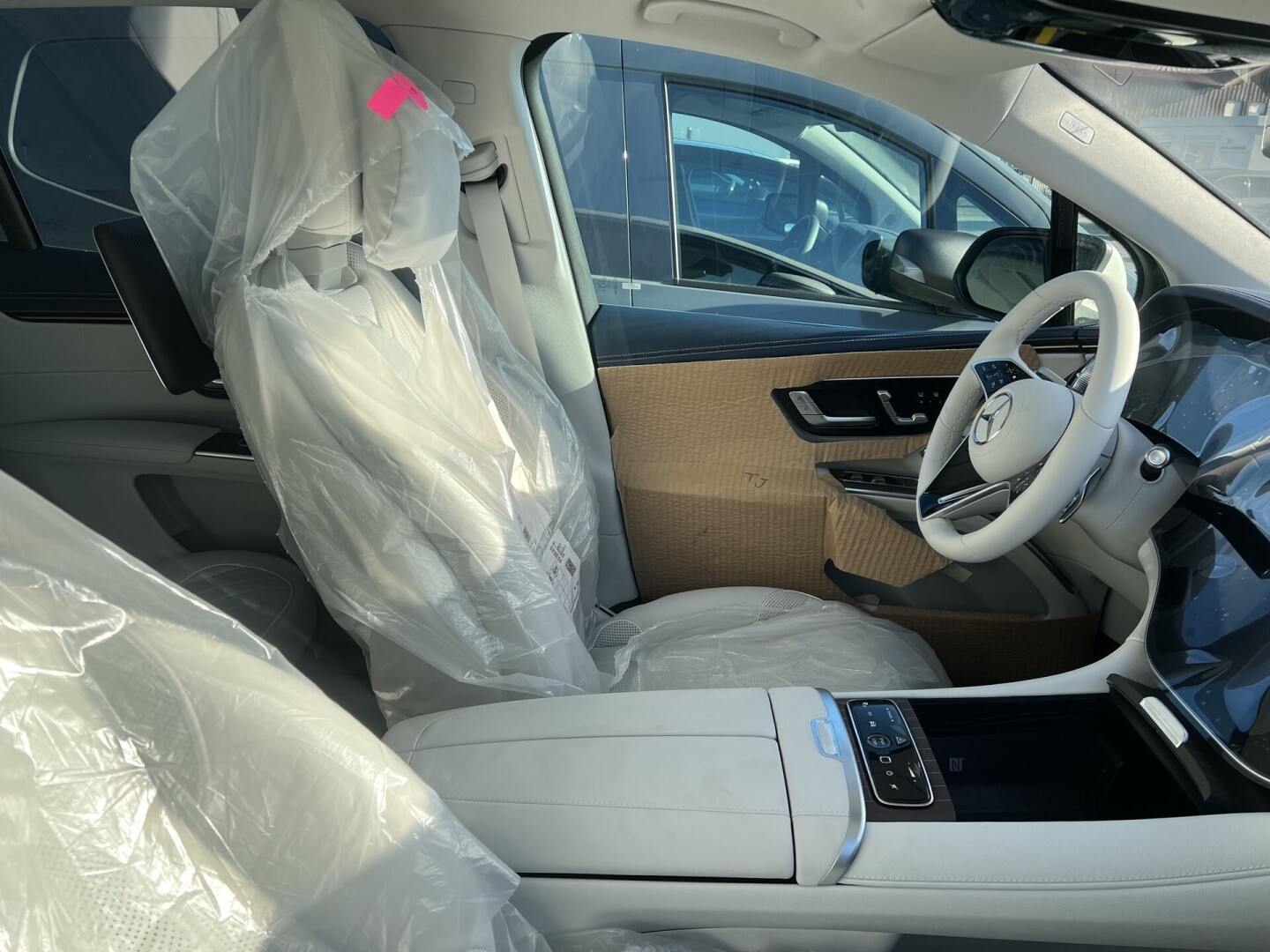 Mercedes-Benz EQS 450+ SUV Hyperscreen Black 360PS 108kWh 575km З Німеччини (85329)