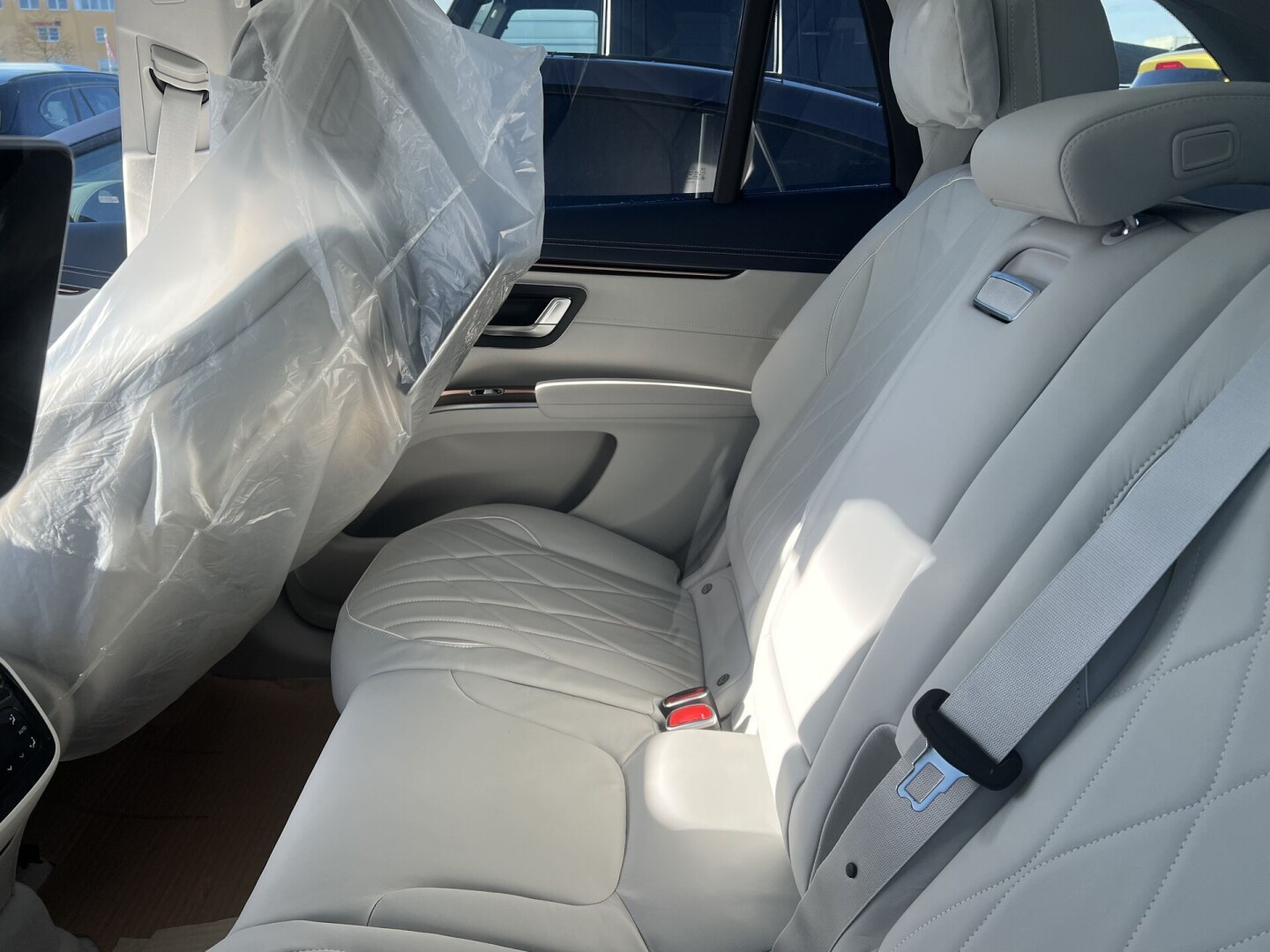 Mercedes-Benz EQS 450+ SUV Hyperscreen Black 360PS 108kWh 575km З Німеччини (85335)