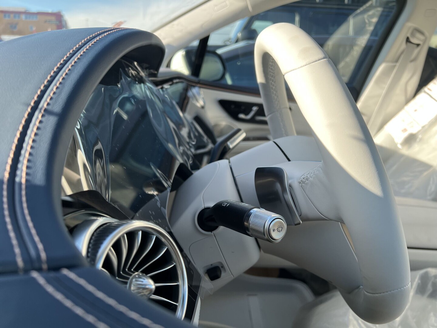 Mercedes-Benz EQS 450+ SUV Hyperscreen Black 360PS 108kWh 575km З Німеччини (85340)