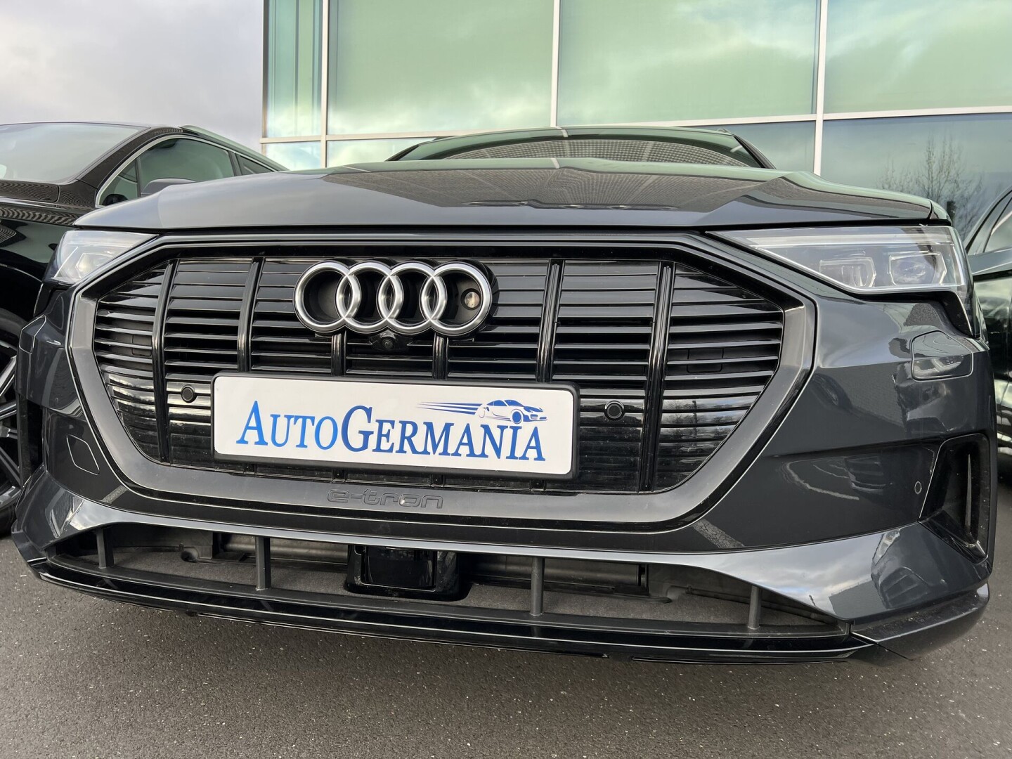Audi e-Tron 55 Quattro 408PS Black-Paket Bang&Olufsen З Німеччини (85375)