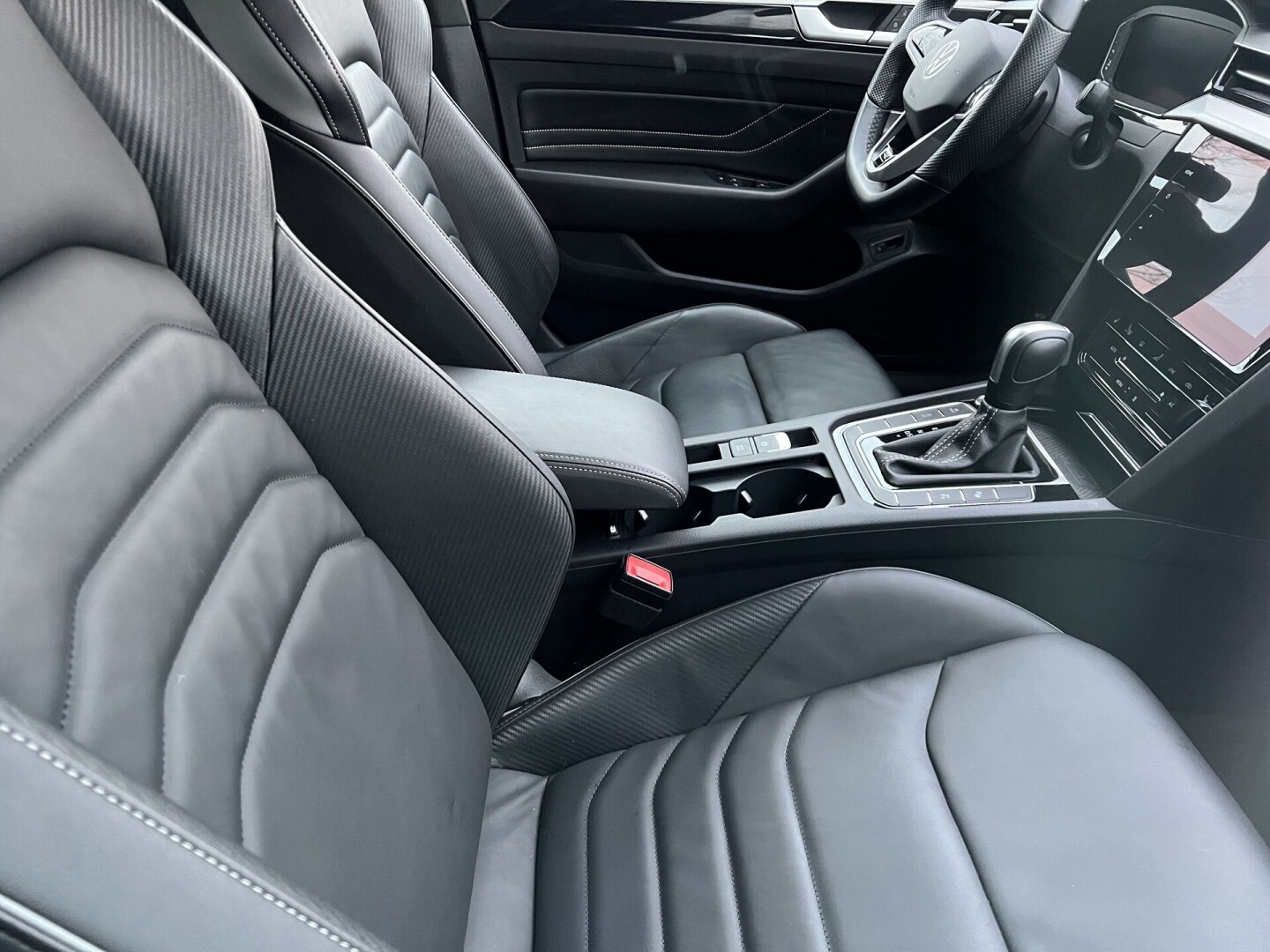 VW Arteon 2.0TDI 200PS DSG R-Line 4Motion З Німеччини (85487)