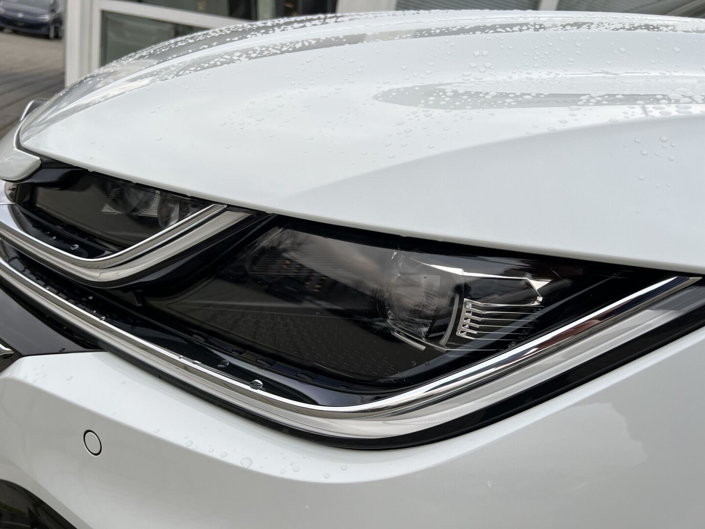 VW Arteon 2.0TDI 200PS DSG R-Line 4Motion З Німеччини (85470)