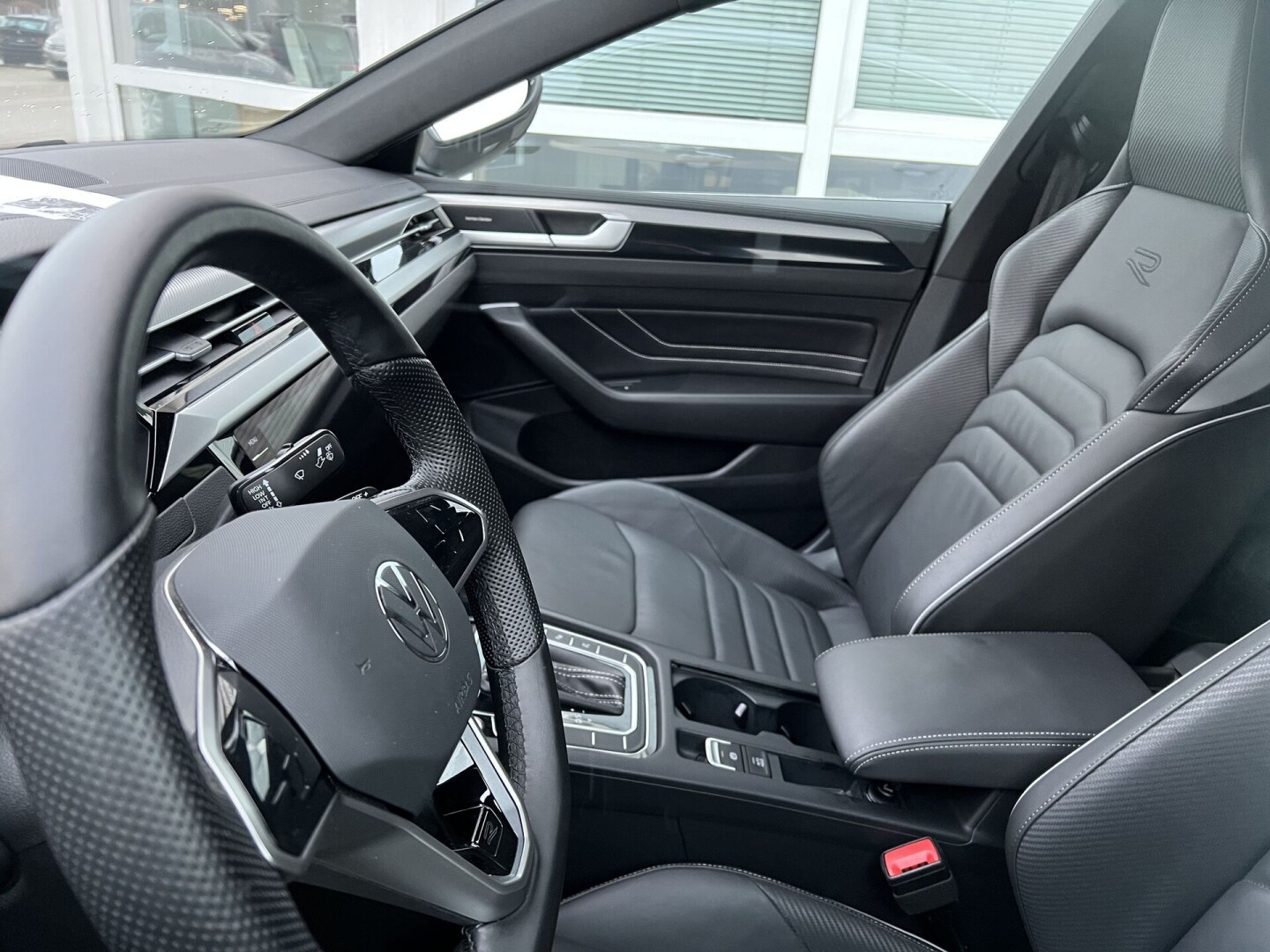VW Arteon 2.0TDI 200PS DSG R-Line 4Motion З Німеччини (85476)