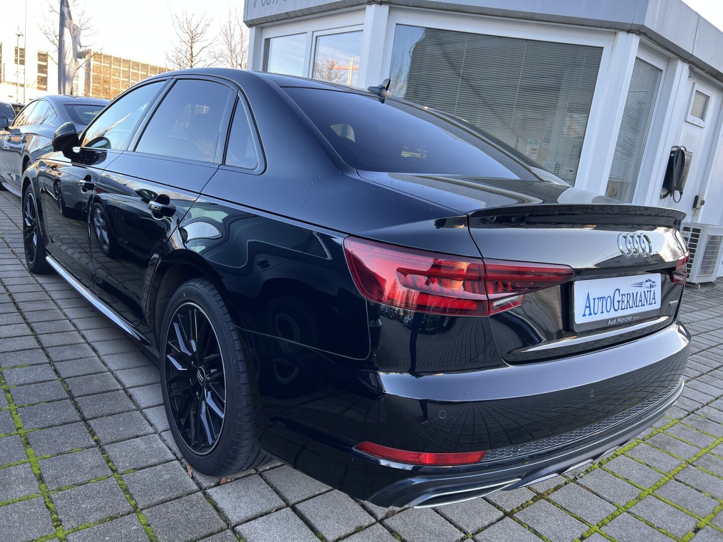 Audi A4 Quattro 50TDI 286PS S-Line Black LED З Німеччини (86059)