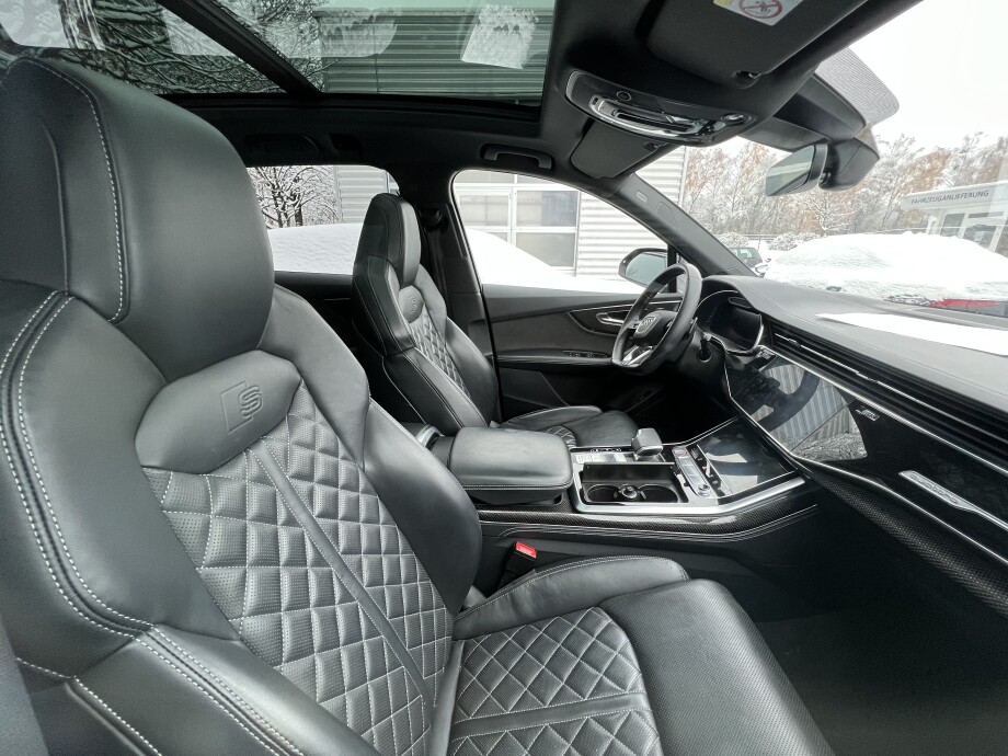 Audi SQ7 4.0TFSI 507PS Black-Paket Carbon HD-Matrix B&O З Німеччини (86124)