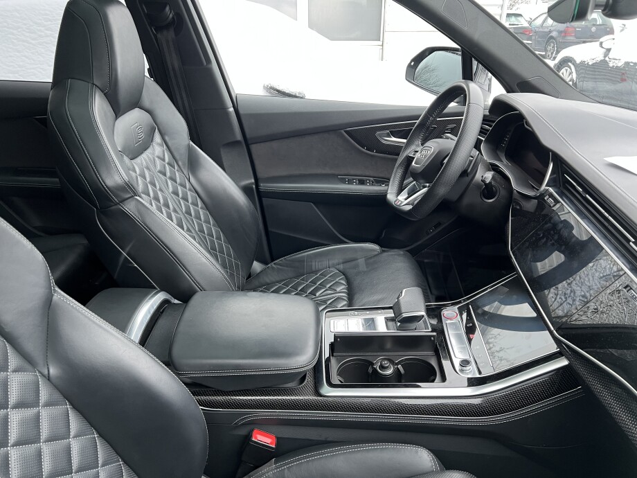 Audi SQ7 4.0TFSI 507PS Black-Paket Carbon HD-Matrix B&O З Німеччини (86123)