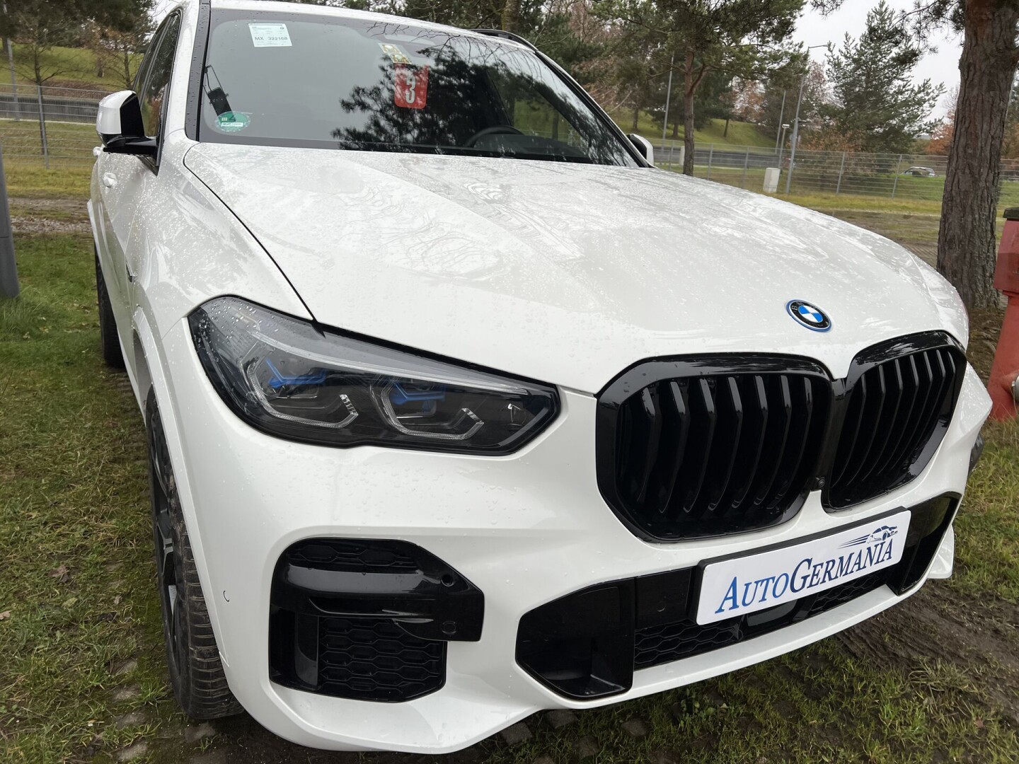 BMW X5 45e xDrive 394PS M-Paket Laser Black Individual З Німеччини (86631)