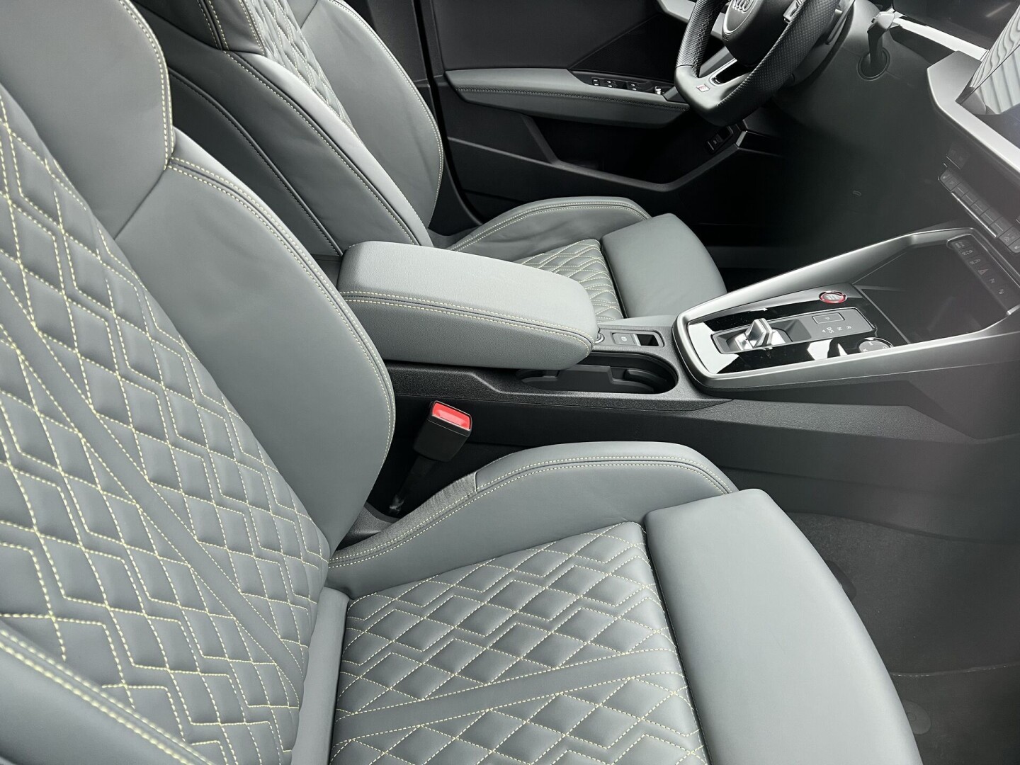 Audi S3 Sportback 310PS Matrix З Німеччини (86773)