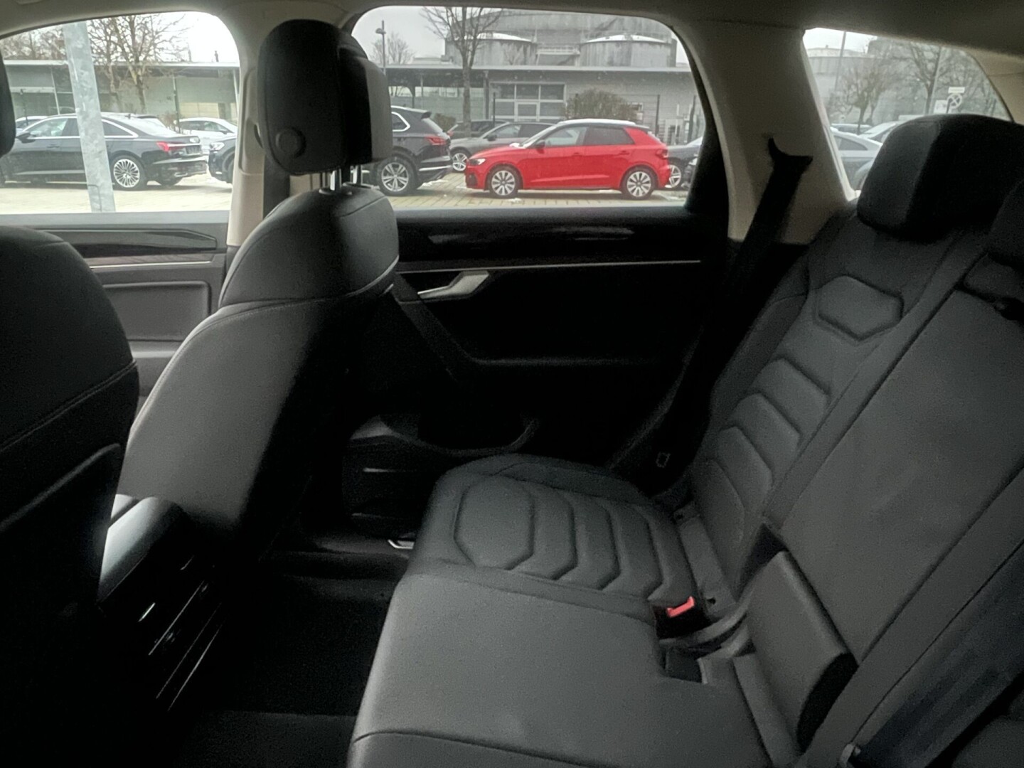 VW Touareg 3.0TDI 286PS Elegance Пневмо LED З Німеччини (86915)
