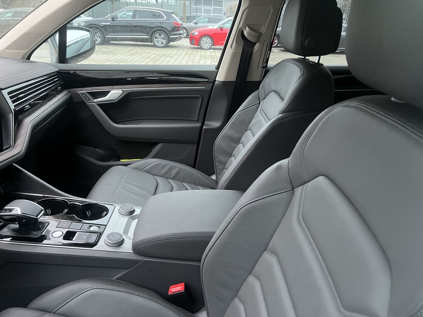VW Touareg 3.0TDI 286PS Elegance Пневмо LED З Німеччини (86914)