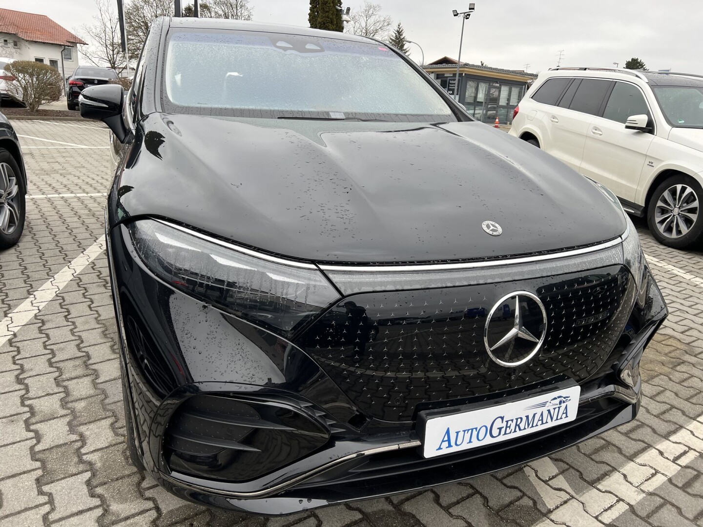 Mercedes-Benz EQS 450+ SUV AMG Hyperscreen 360PS 108kWh Black-Paket З Німеччини (87206)