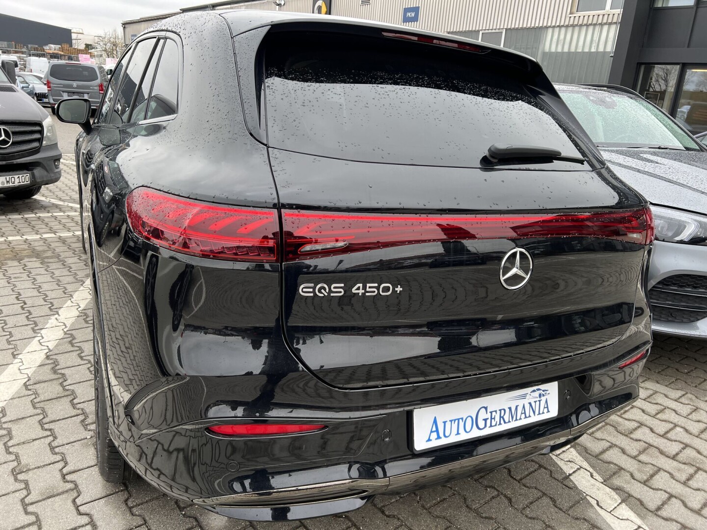 Mercedes-Benz EQS 450+ SUV AMG Hyperscreen 360PS 108kWh Black-Paket З Німеччини (87195)