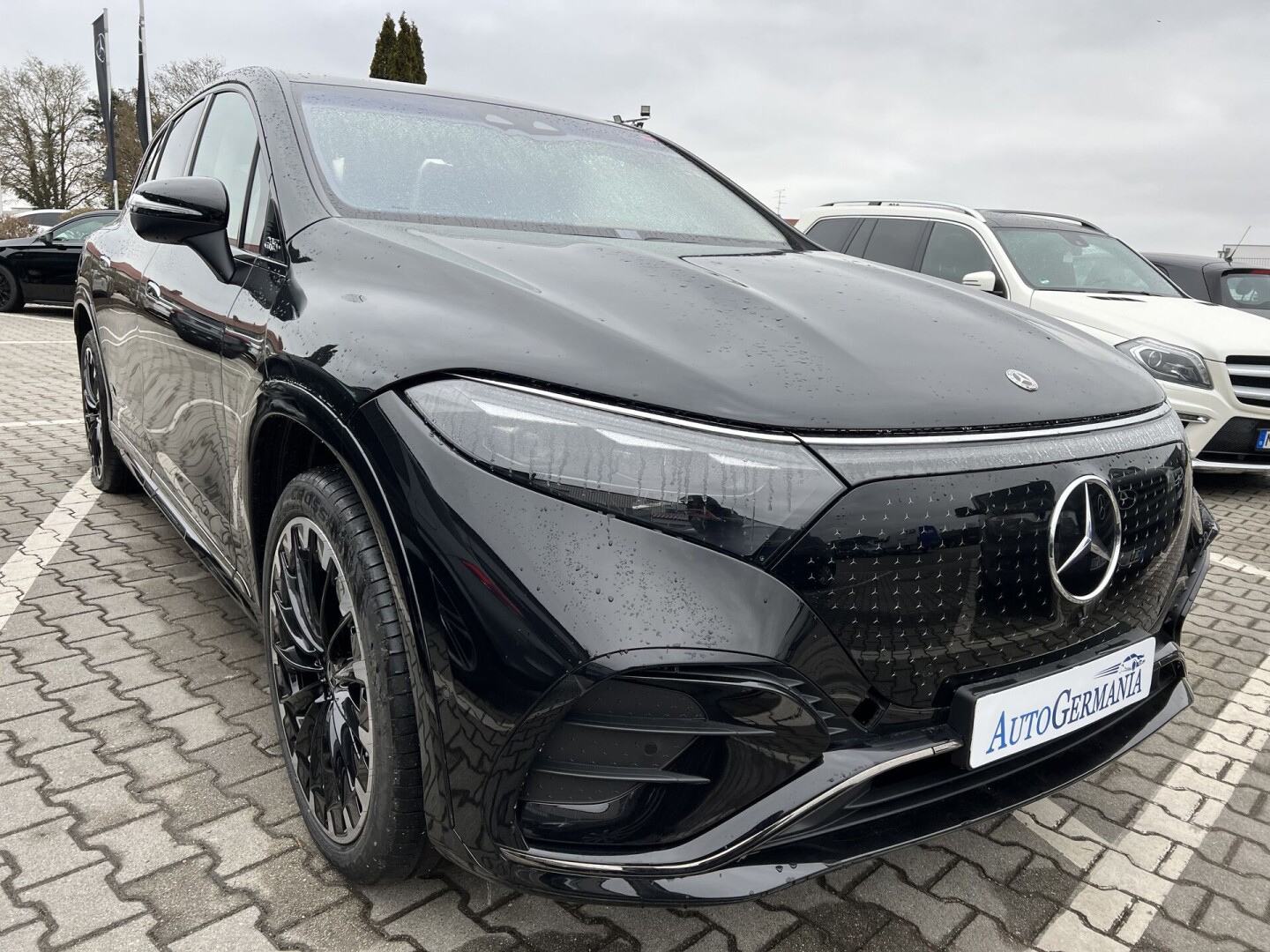 Mercedes-Benz EQS 450+ SUV AMG Hyperscreen 360PS 108kWh Black-Paket З Німеччини (87205)