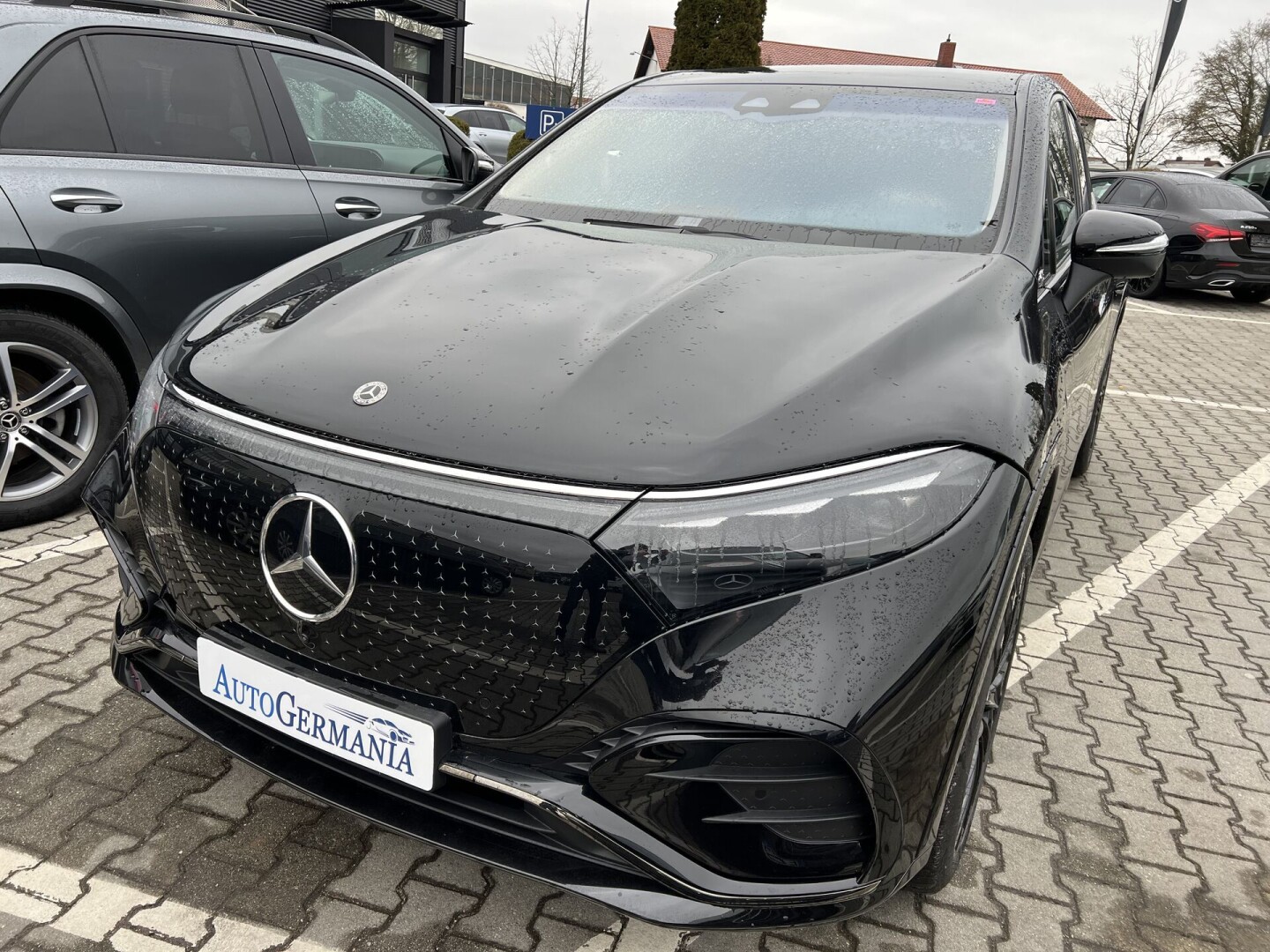 Mercedes-Benz EQS 450+ SUV AMG Hyperscreen 360PS 108kWh Black-Paket З Німеччини (87200)