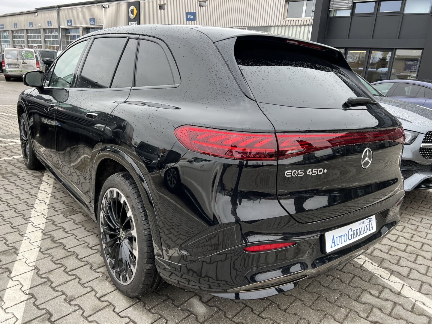 Mercedes-Benz EQS 450+ SUV AMG Hyperscreen 360PS 108kWh Black-Paket З Німеччини (87194)