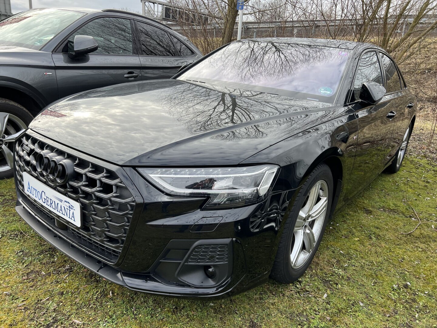 Audi A8 Quattro 50TDI 286PS Matrix Black-Paket B&O З Німеччини (87534)