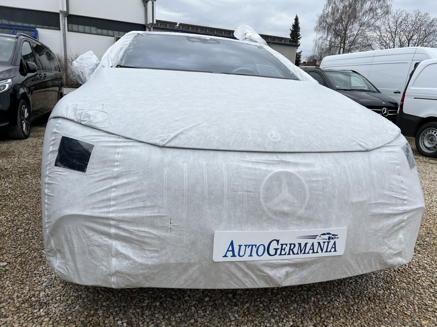 Mercedes-Benz EQE 43 AMG 4-Matik 476PS Hyperscreen Individual Keramik З Німеччини (87725)