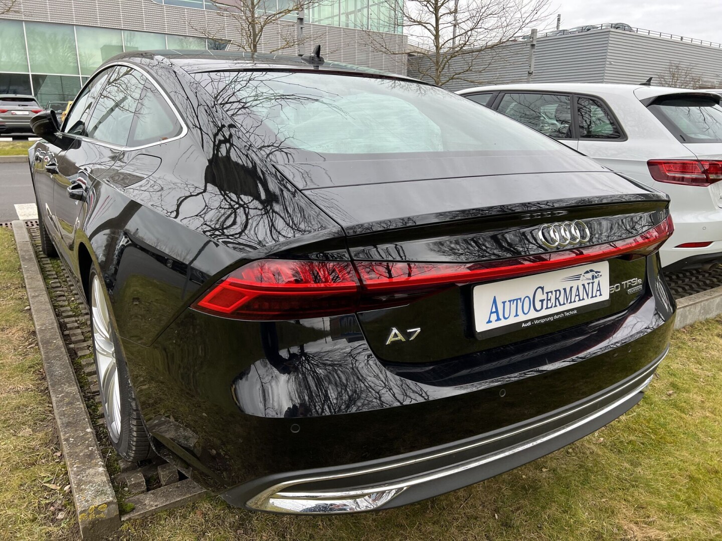 Audi A7 Sportback Quattro 50TFSIe 299PS S-Line  З Німеччини (88143)